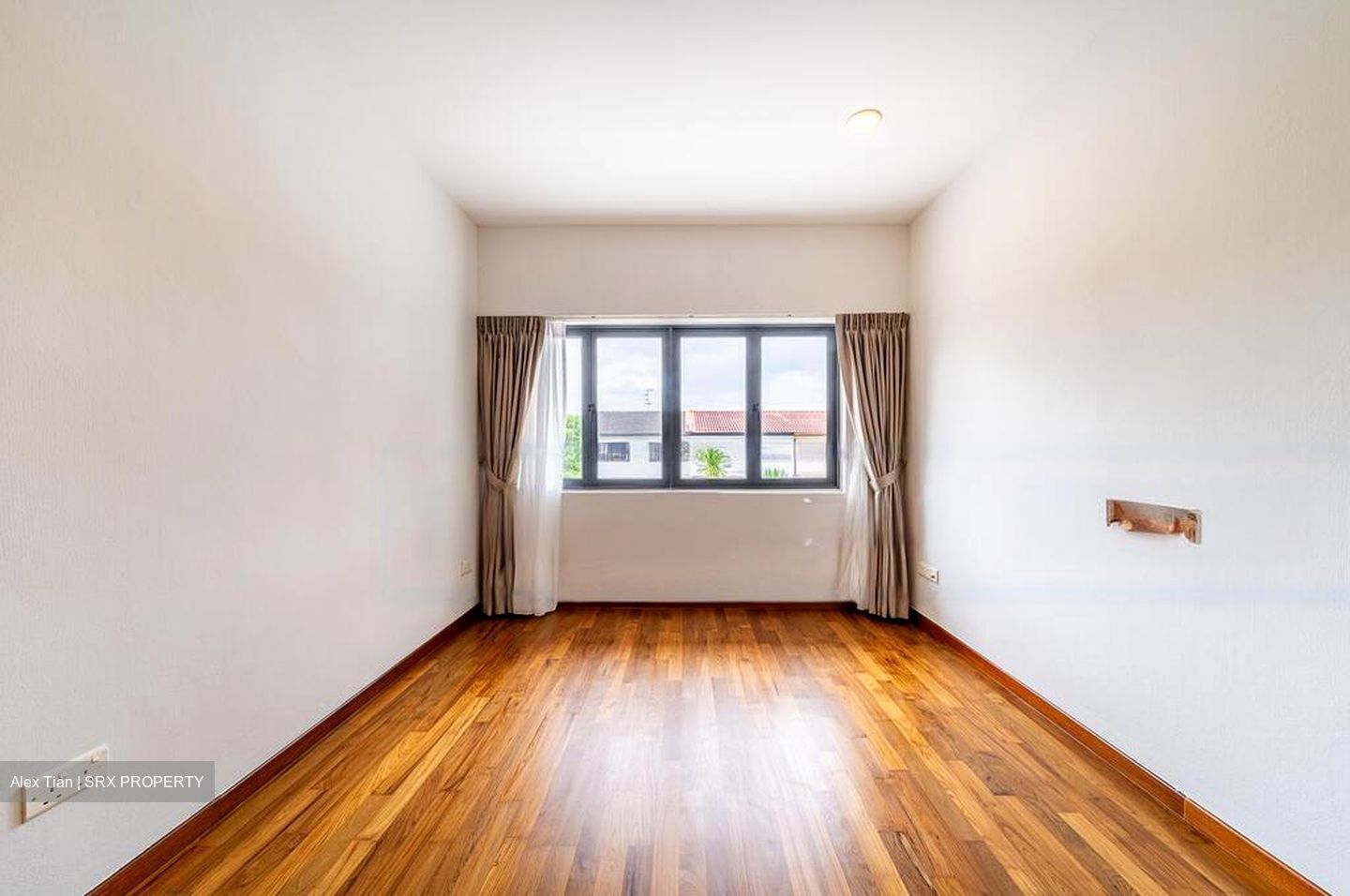 Seletar Hills Estate (D28), Terrace #538493631